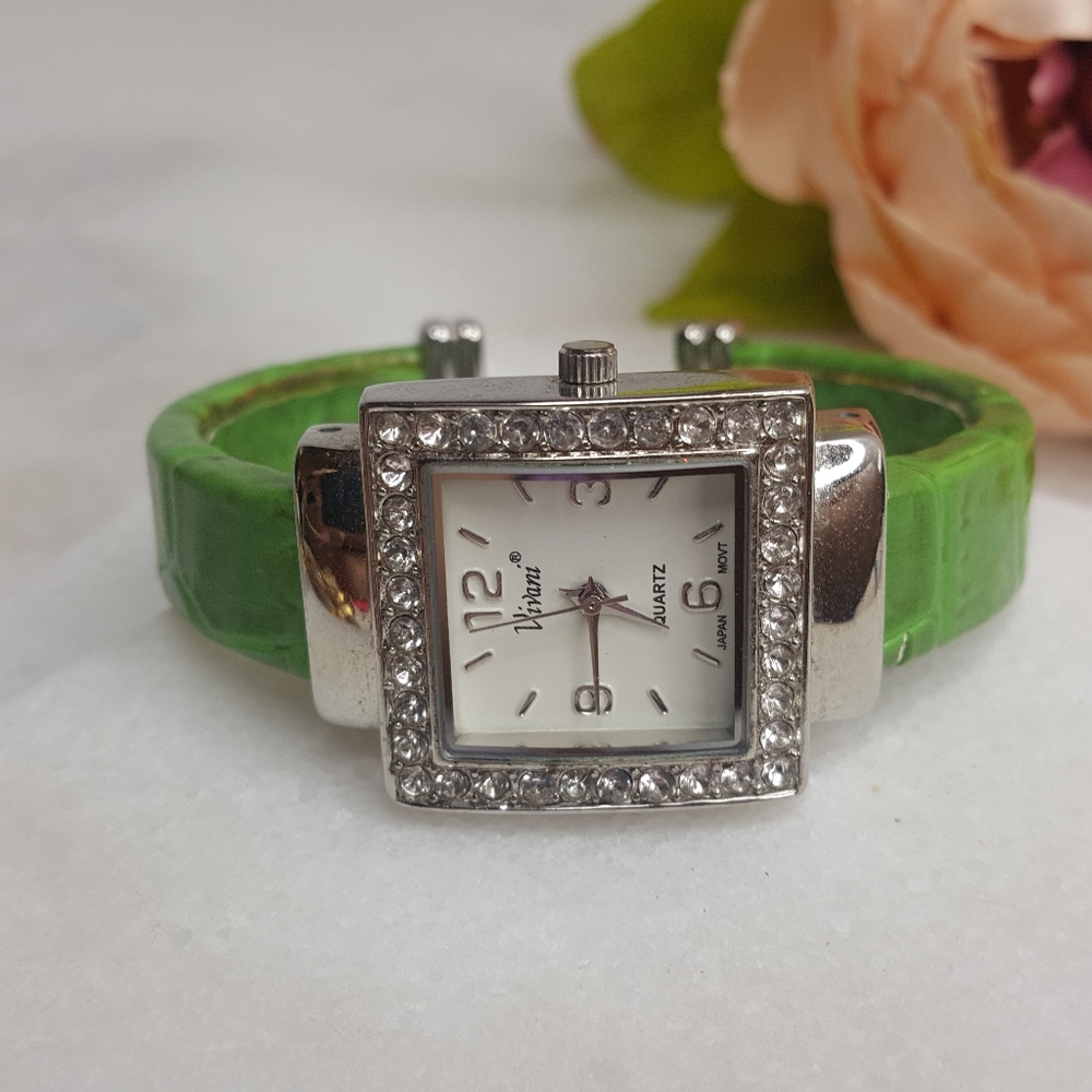 ✔️Vivani Green Cuff Watch